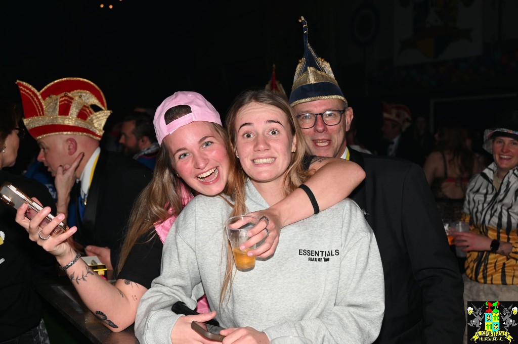 ../Images/Opwarmbal 2026 310.jpg